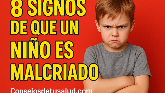 maldriado imagen de un niño enojado. El niño tiene aproximadamente ocho años de edad. el niño tiene los brazos cruzados en frente, y las manos debajo de las axilas.